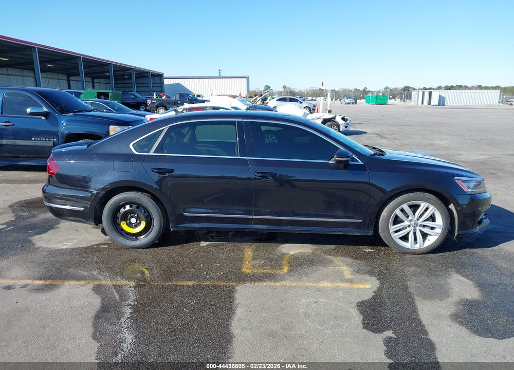 2018 VOLKSWAGEN PASSAT 2.0T SEL PREMIUM VIN: 1VWCA7A32JC048379