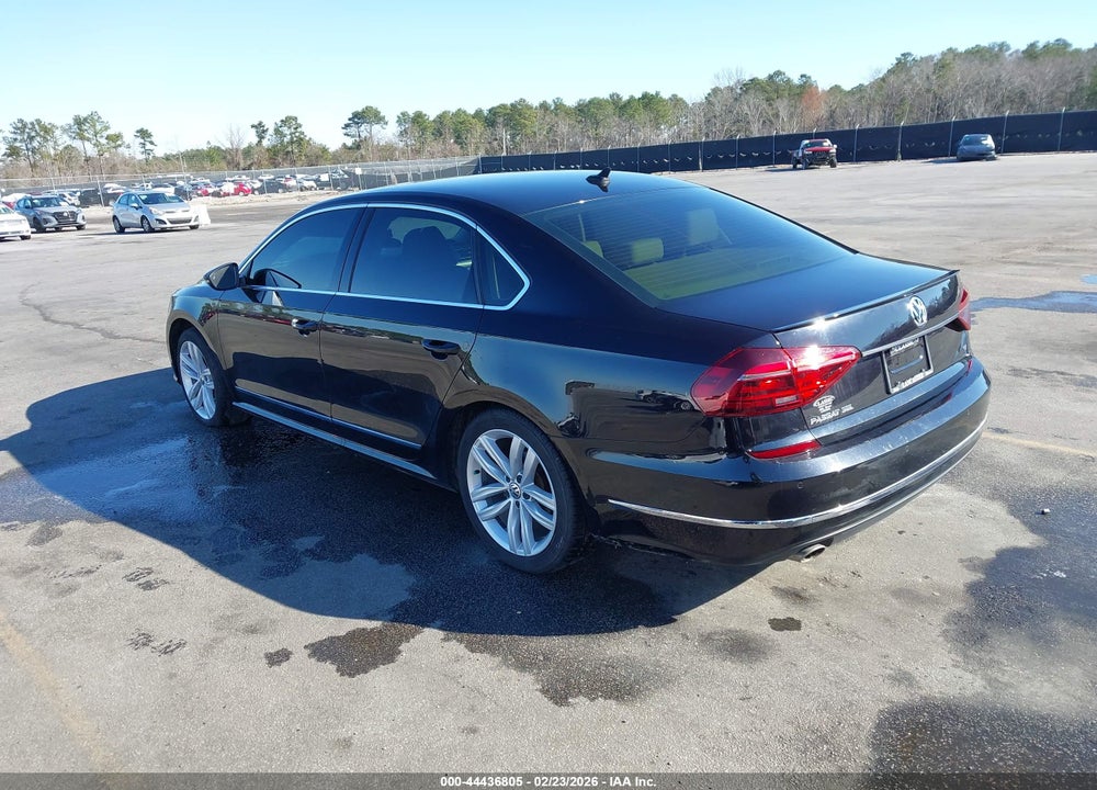 2018 VOLKSWAGEN PASSAT 2.0T SEL PREMIUM VIN: 1VWCA7A32JC048379