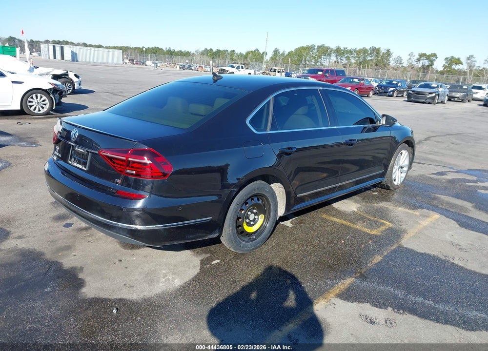 2018 VOLKSWAGEN PASSAT 2.0T SEL PREMIUM VIN: 1VWCA7A32JC048379