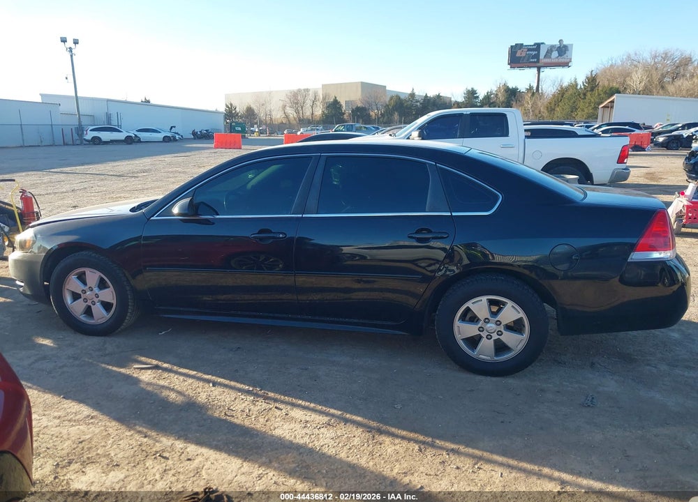 2011 CHEVROLET IMPALA LT VIN: 2G1WG5EK4B1303599