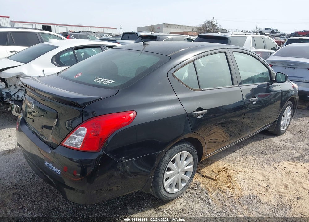 2018 NISSAN VERSA 1.6 S+ VIN: 3N1CN7AP8JL857404