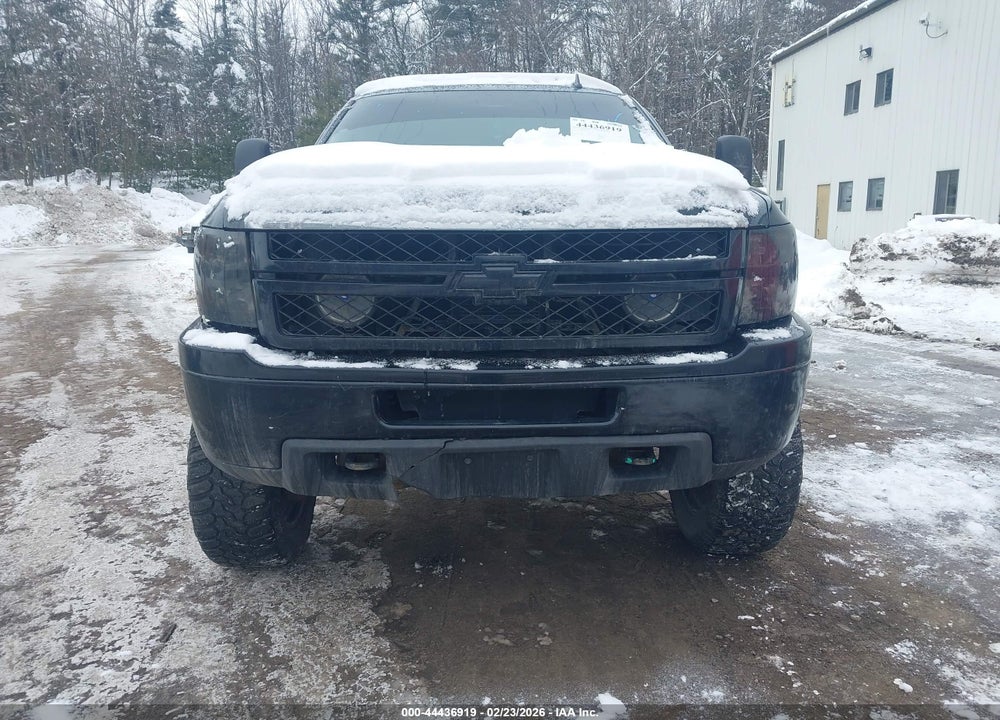 2011 CHEVROLET SILVERADO 1500 LT VIN: 3GCPKSE3XBG180755