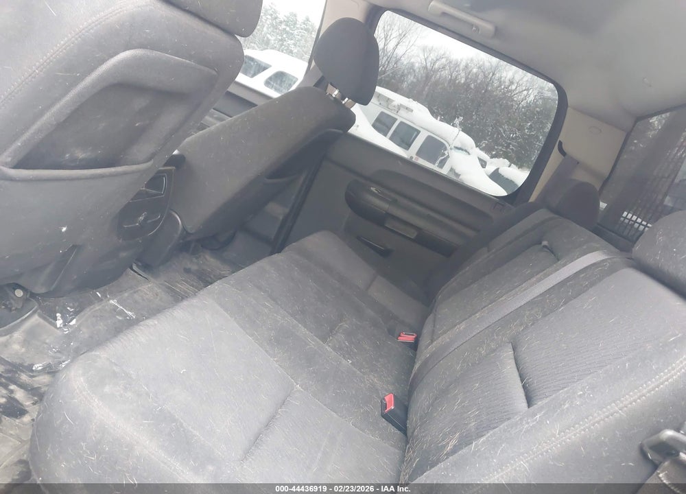 2011 CHEVROLET SILVERADO 1500 LT VIN: 3GCPKSE3XBG180755