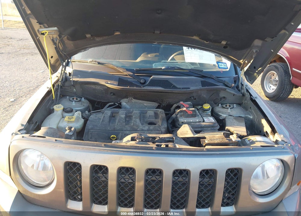 2014 JEEP PATRIOT LATITUDE VIN: 1C4NJPFB7ED601619