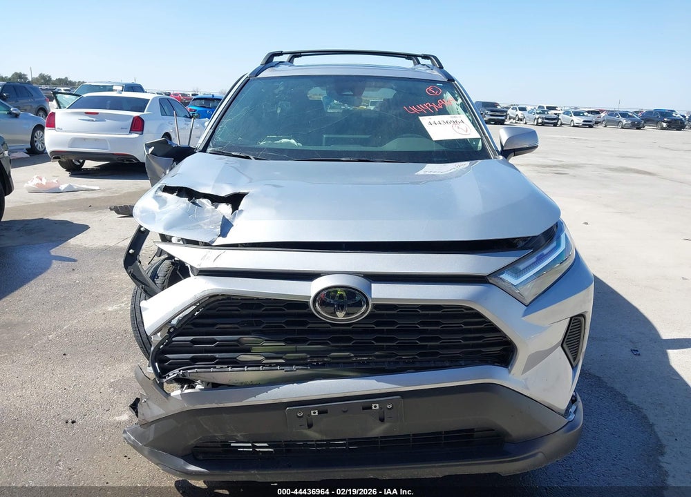 2024 TOYOTA RAV4 XLE VIN: 2T3W1RFV1RC257435