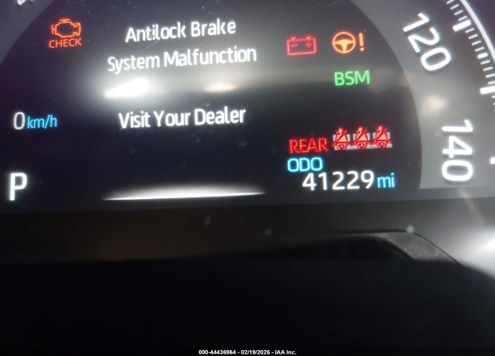 2024 TOYOTA RAV4 XLE VIN: 2T3W1RFV1RC257435