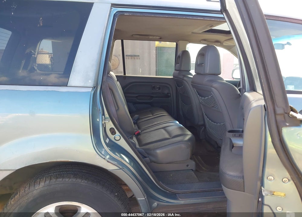 2005 HONDA PILOT EX-L VIN: 2HKYF18595H502751
