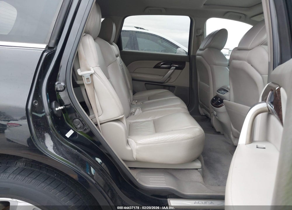 2011 ACURA MDX TECHNOLOGY PACKAGE VIN: 2HNYD2H60BH531106