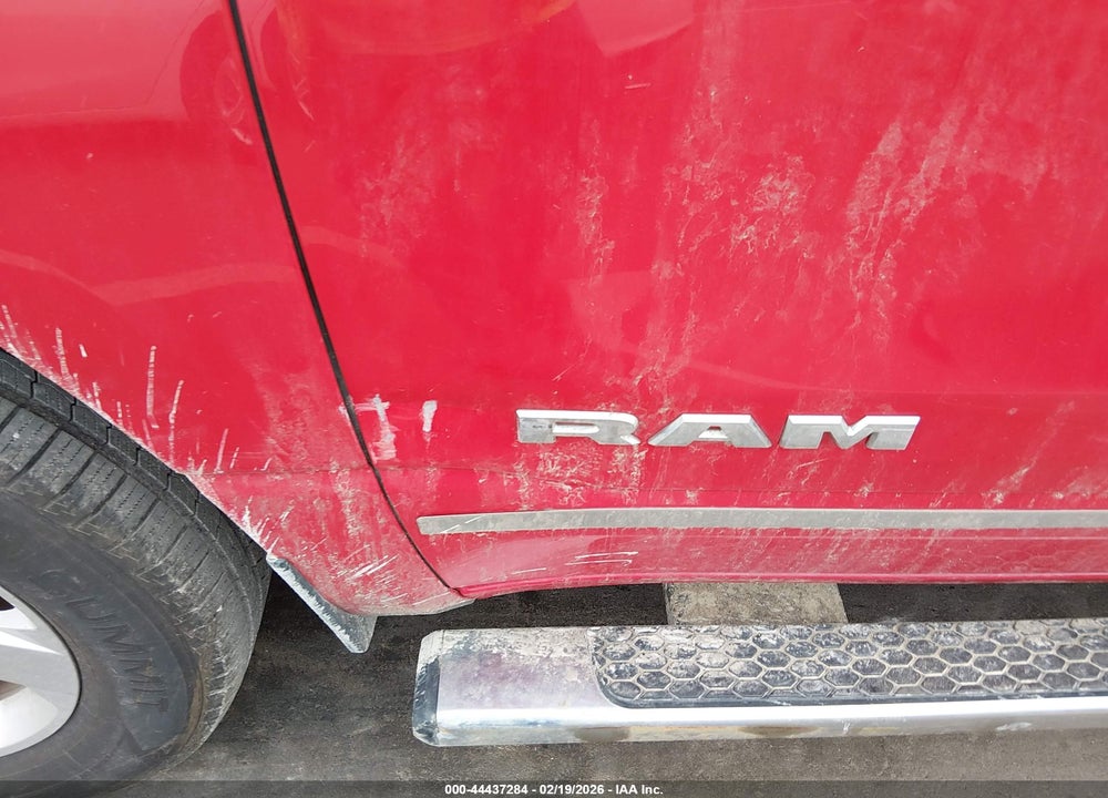 2019 RAM 1500 VIN: 1C6RRFFG6KN674400