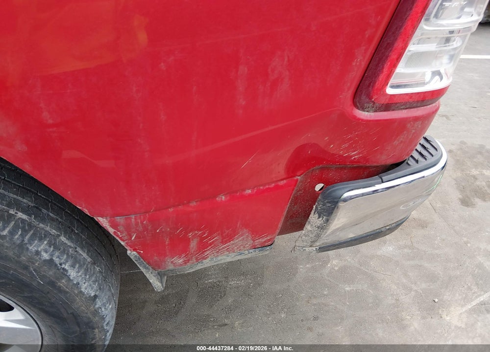 2019 RAM 1500 VIN: 1C6RRFFG6KN674400
