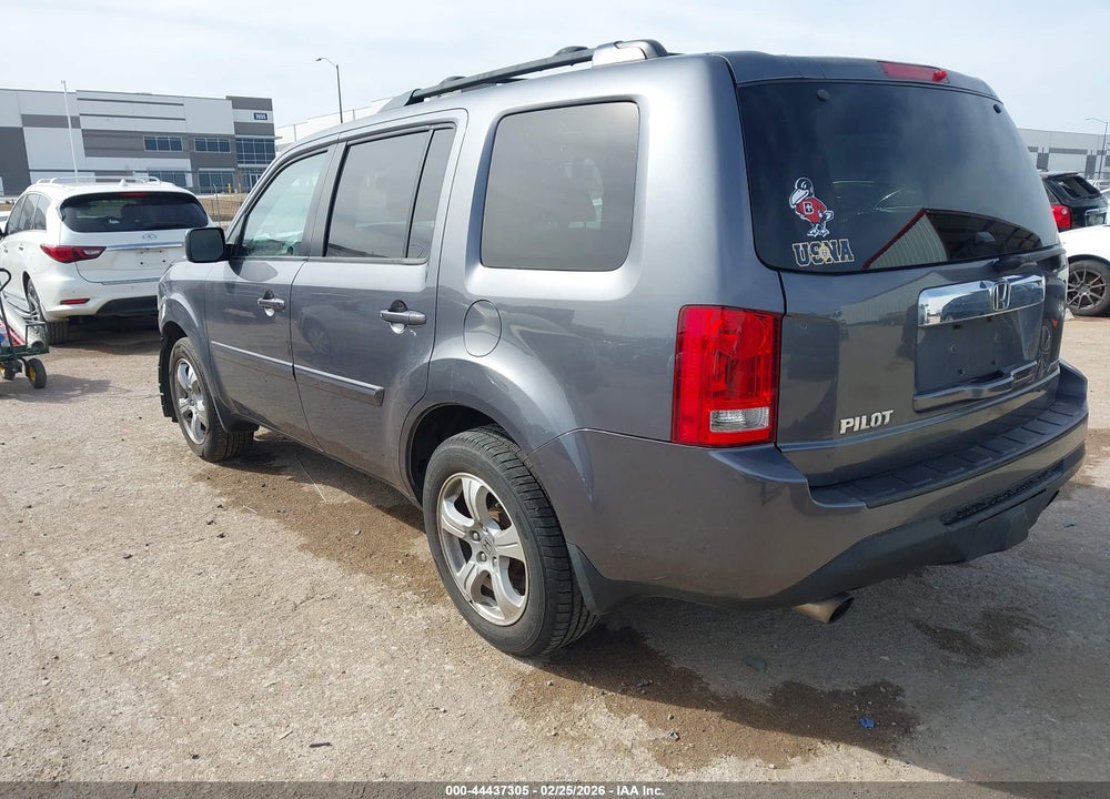 2015 HONDA PILOT EX-L VIN: 5FNYF4H55FB037869
