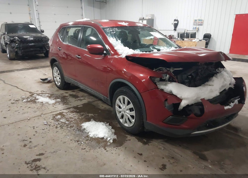 2016 NISSAN ROGUE S VIN: JN8AT2MT0GW008655