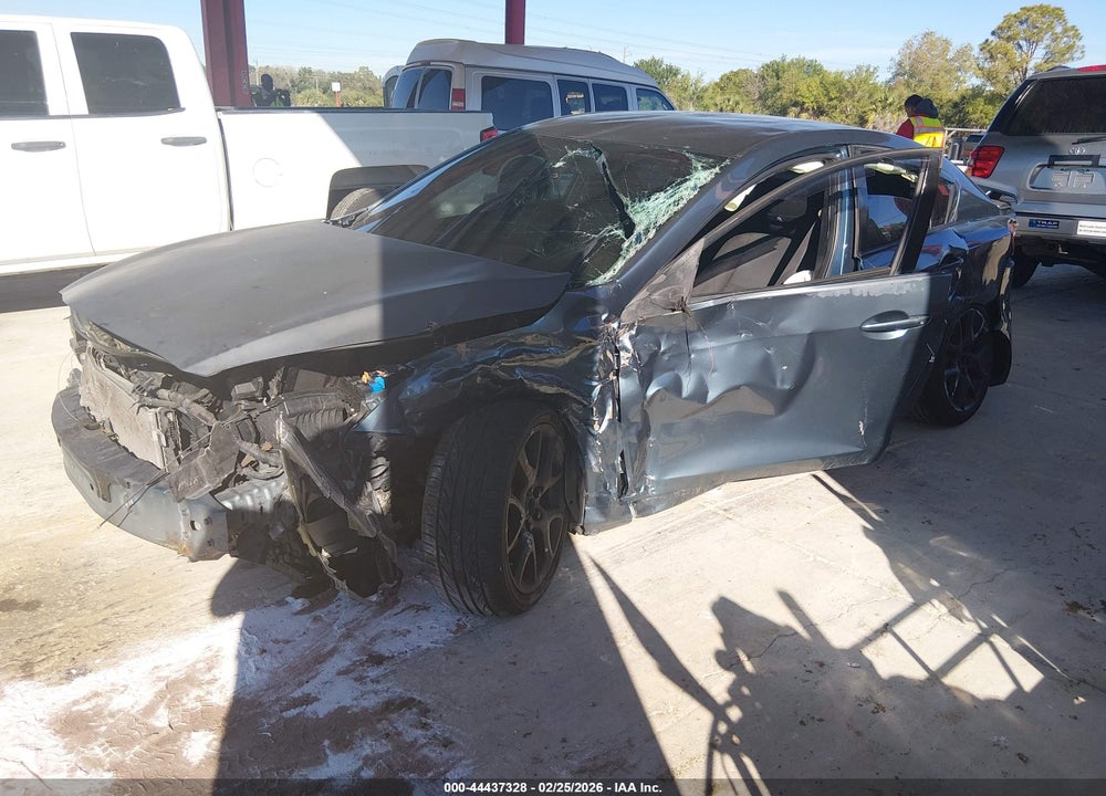2011 MAZDA 3 VIN: JM1BL1UG4B1447554