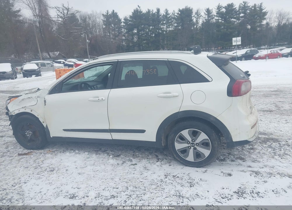2019 KIA NIRO LX VIN: KNDCB3LC8K5338749