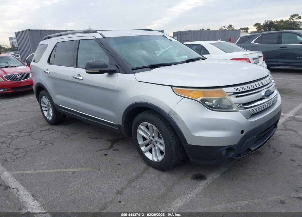 2011 FORD EXPLORER XLT VIN: 1FMHK7D88BGA94480