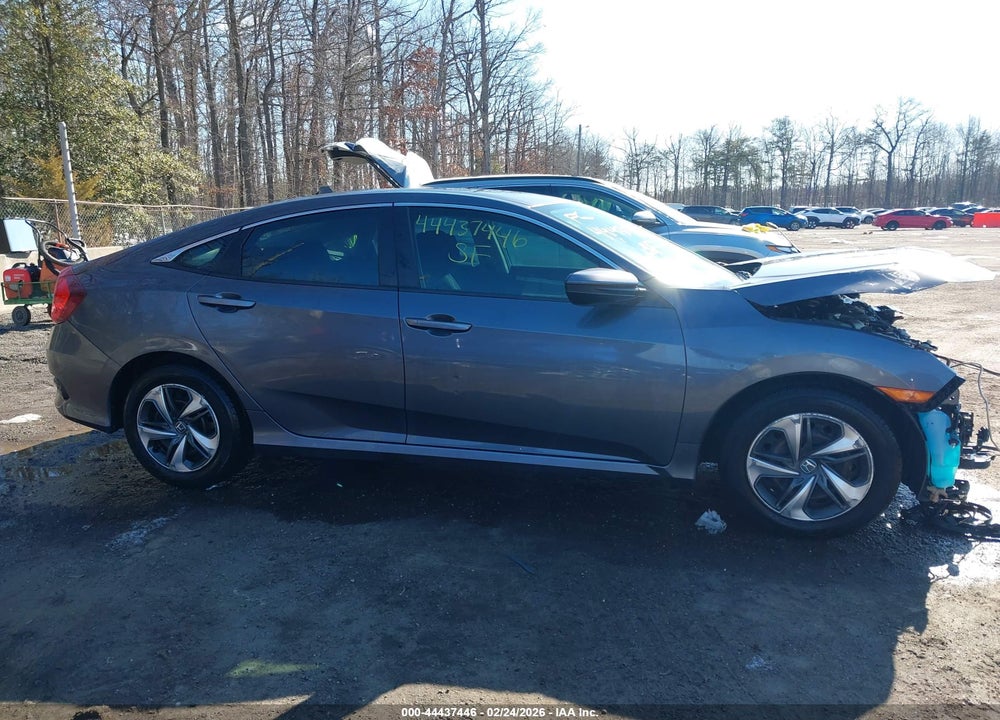 2019 HONDA CIVIC LX VIN: 2HGFC2F69KH520741