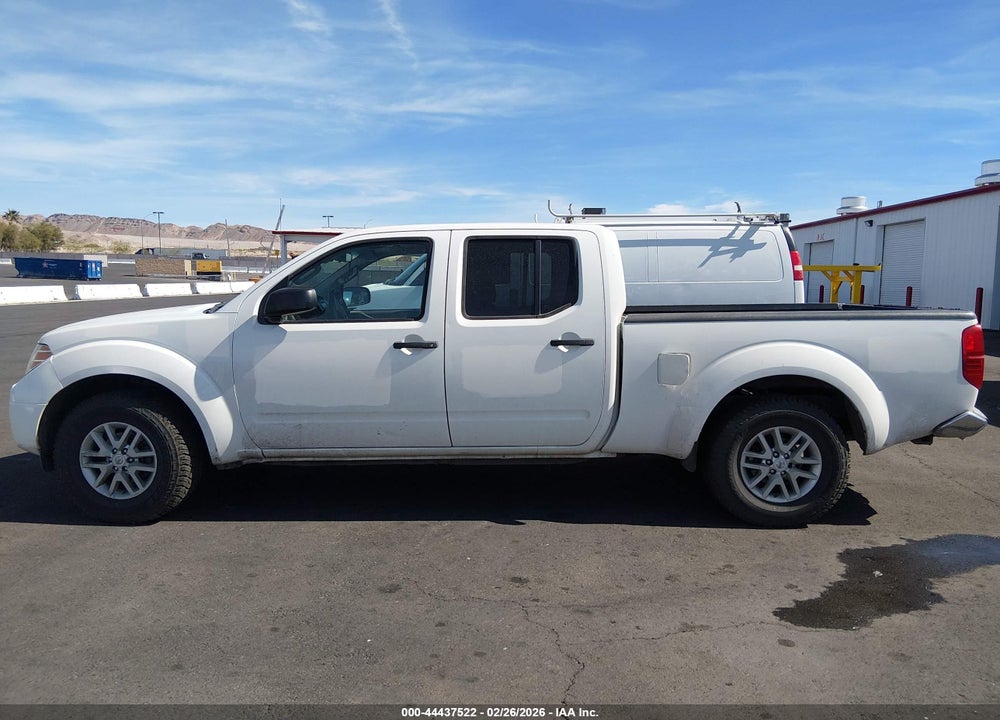 2015 NISSAN FRONTIER SL/SV VIN: 1N6AD0FR9FN734305