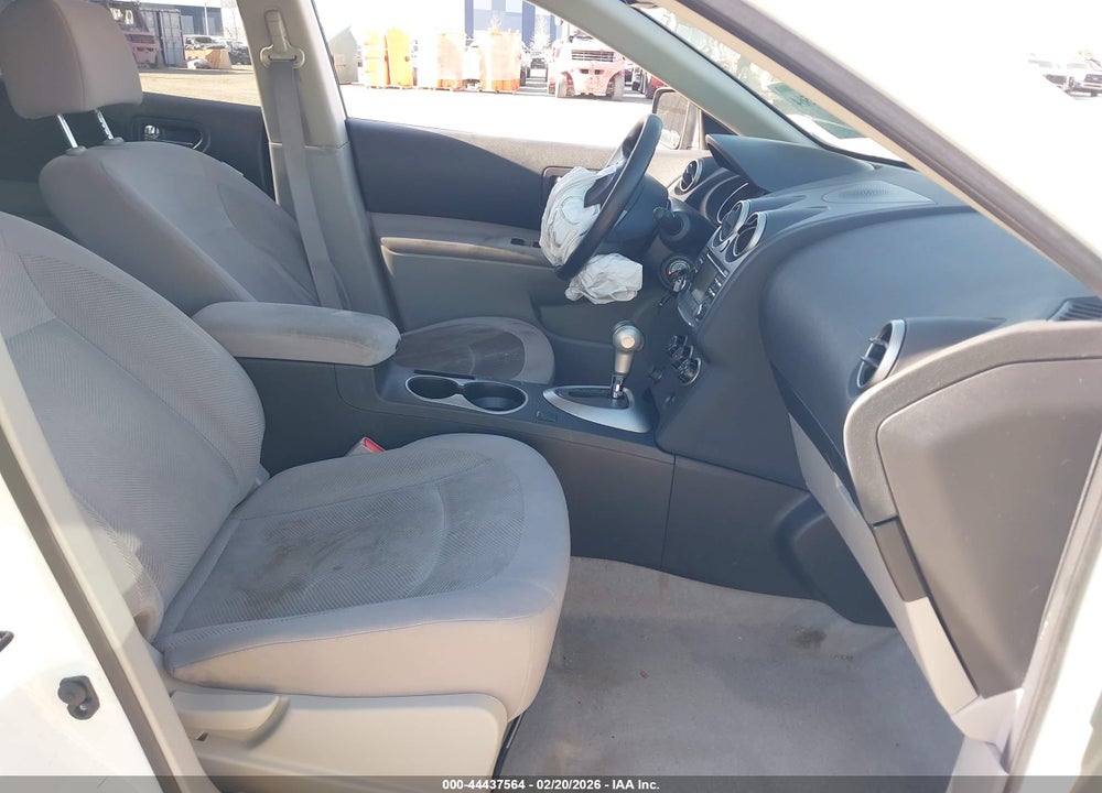 2013 NISSAN ROGUE S VIN: JN8AS5MT9DW541054
