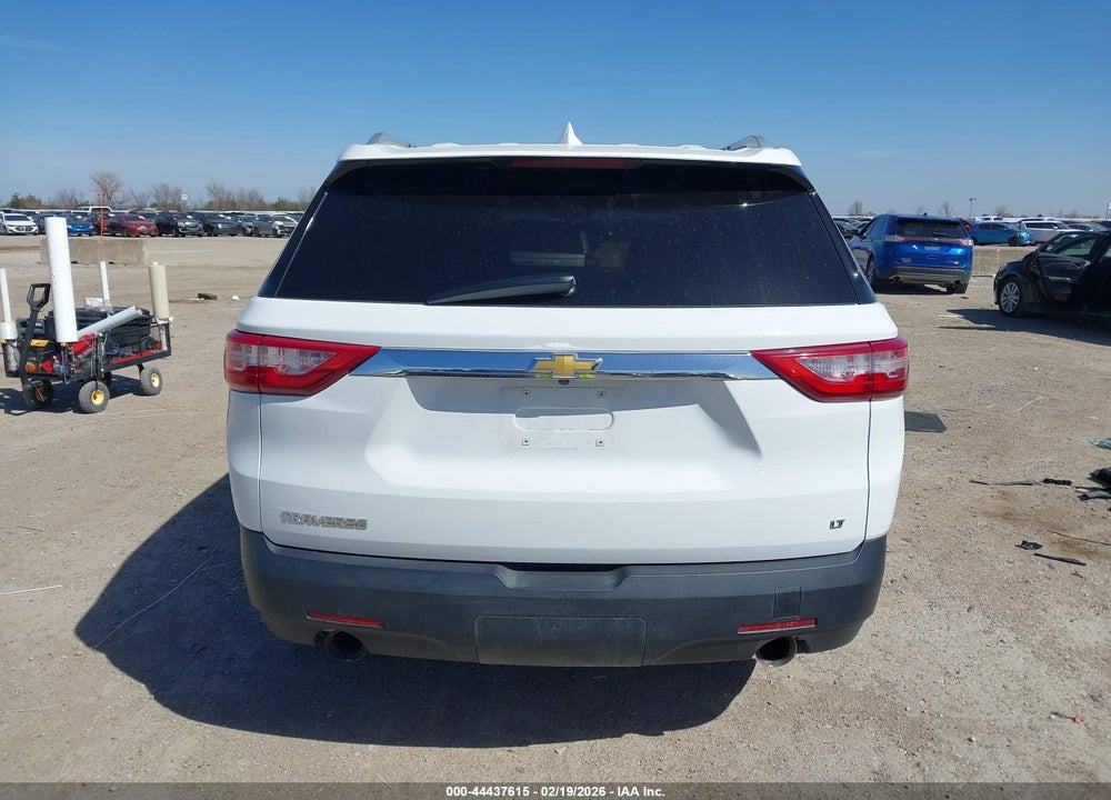 2018 CHEVROLET TRAVERSE 1LT VIN: 1GNERGKW5JJ194078