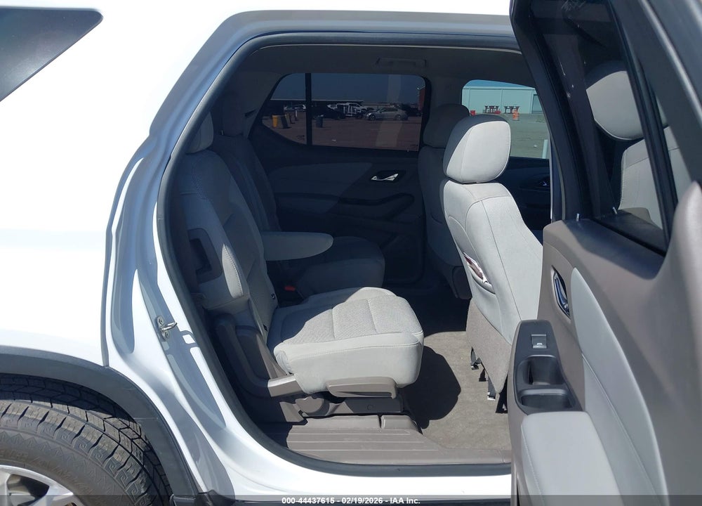 2018 CHEVROLET TRAVERSE 1LT VIN: 1GNERGKW5JJ194078