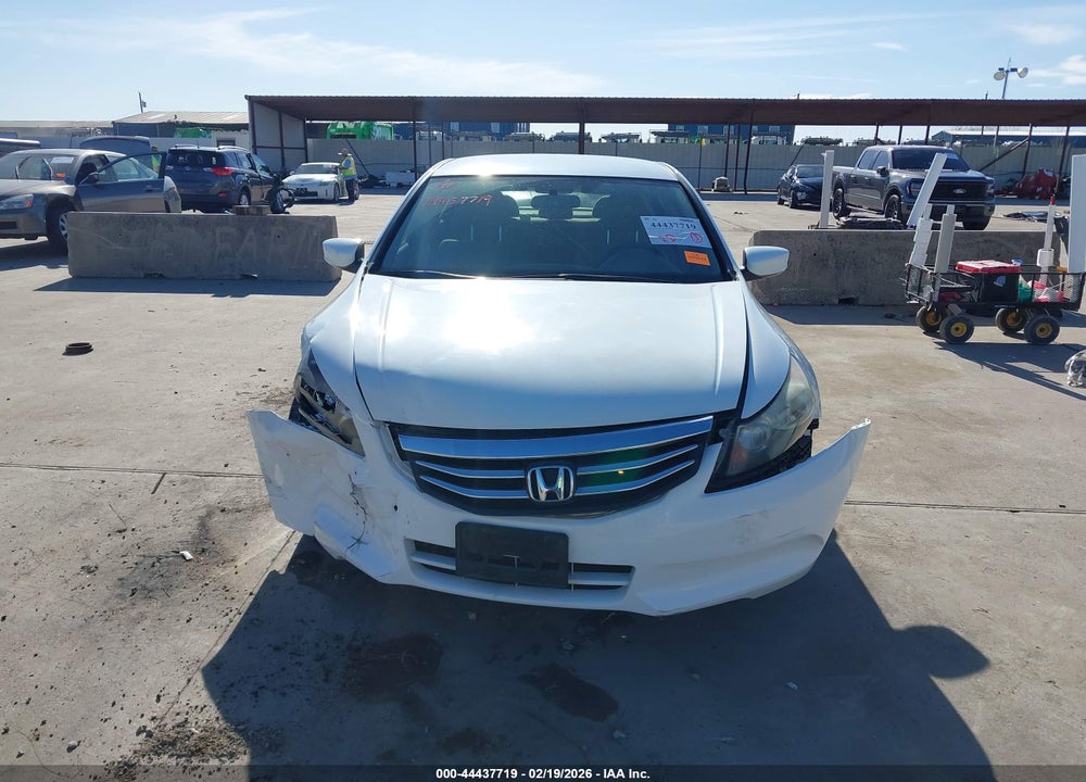 2012 HONDA ACCORD 2.4 LX-P VIN: 1HGCP2F40CA041114