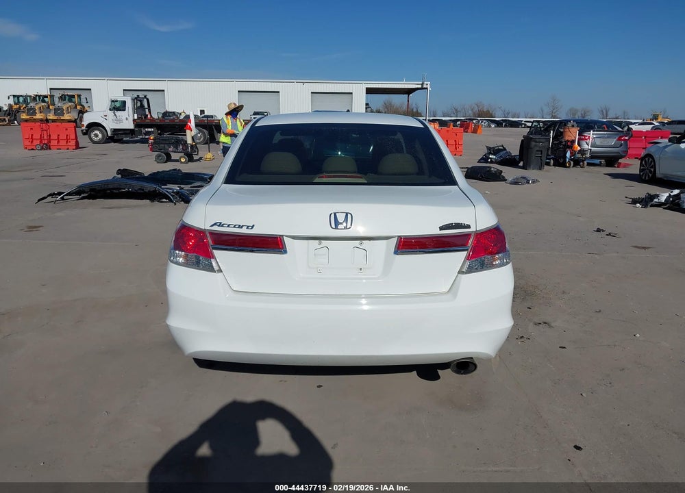 2012 HONDA ACCORD 2.4 LX-P VIN: 1HGCP2F40CA041114