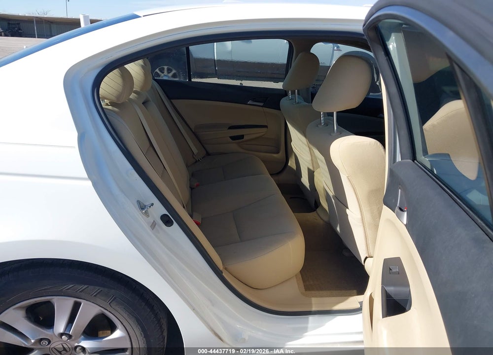 2012 HONDA ACCORD 2.4 LX-P VIN: 1HGCP2F40CA041114