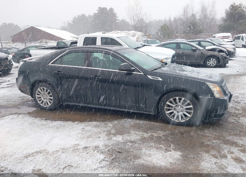 2010 CADILLAC CTS LUXURY VIN: 1G6DH5EGXA0111205