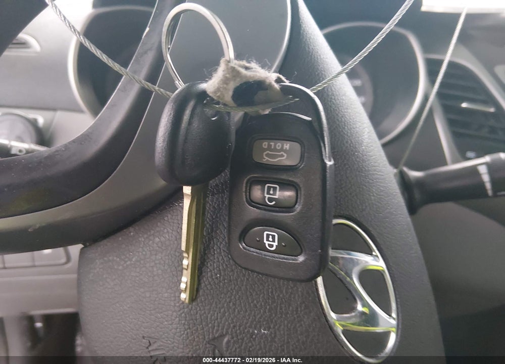 2016 HYUNDAI ELANTRA SE VIN: 5NPDH4AE9GH732491