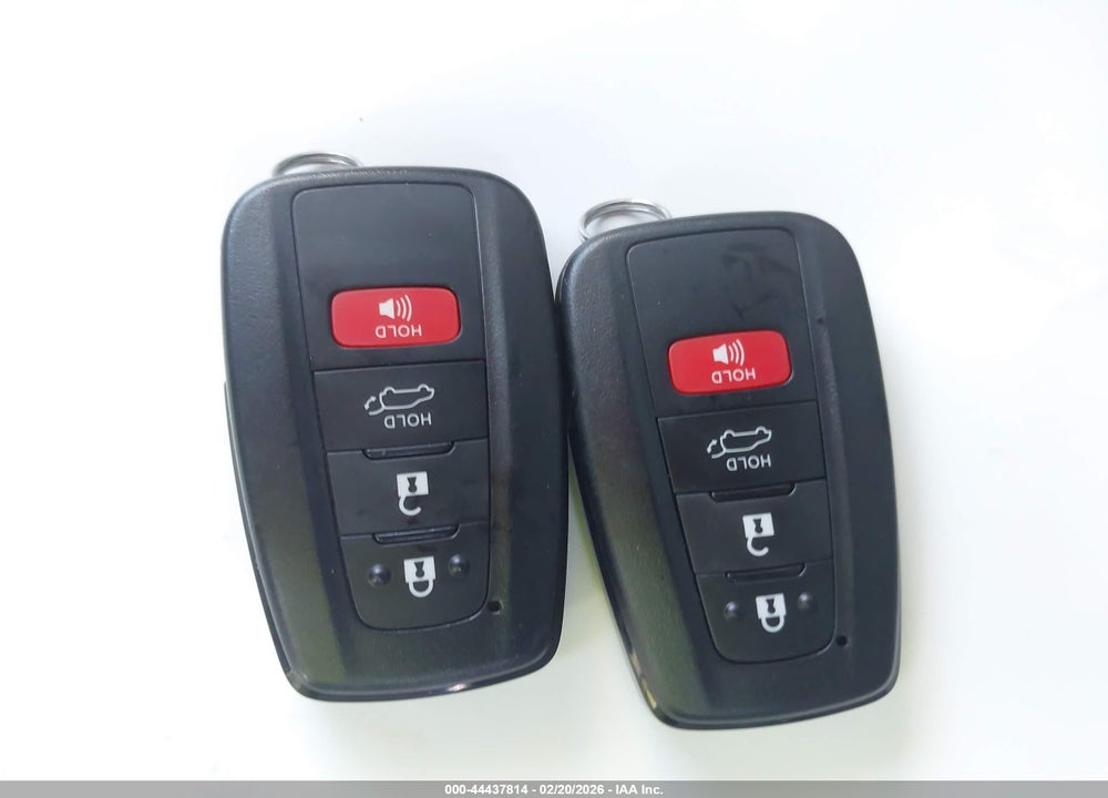 2025 TOYOTA RAV4 HYBRID XLE PREMIUM VIN: 4T3B6RFV8SU196704