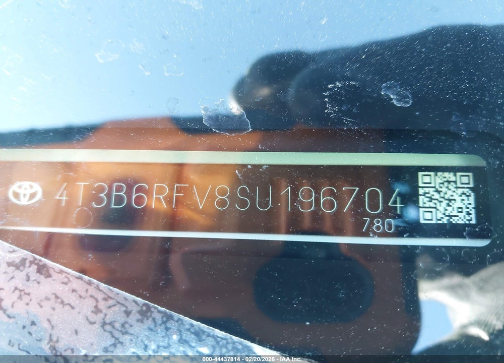 2025 TOYOTA RAV4 HYBRID XLE PREMIUM VIN: 4T3B6RFV8SU196704