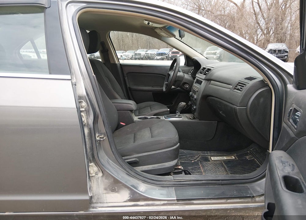 2010 FORD FUSION SE VIN: 3FAHP0HAXAR331705