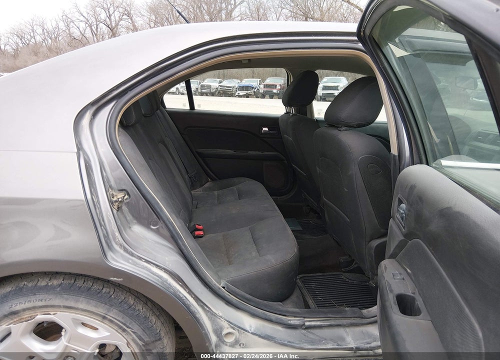 2010 FORD FUSION SE VIN: 3FAHP0HAXAR331705