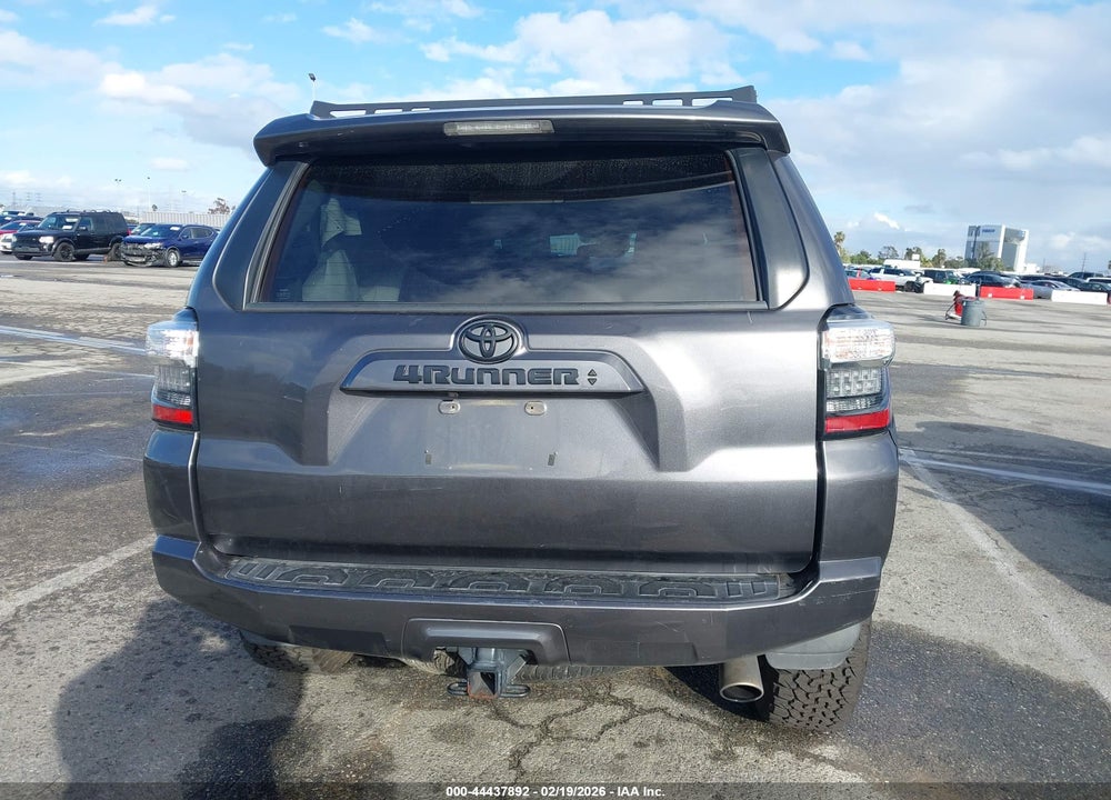 2020 TOYOTA 4RUNNER SR5 PREMIUM VIN: JTEBU5JR6L5804569