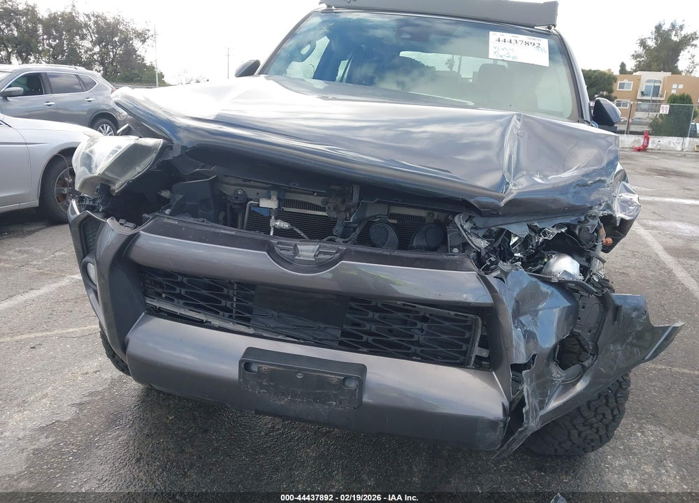 2020 TOYOTA 4RUNNER SR5 PREMIUM VIN: JTEBU5JR6L5804569
