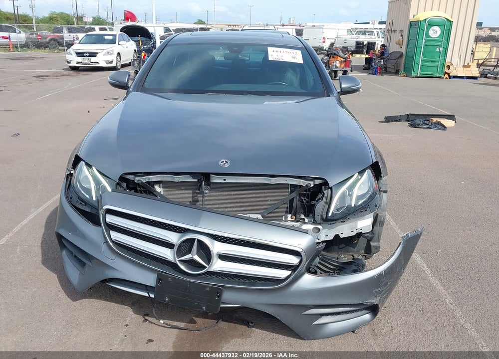 2018 MERCEDES-BENZ E 300 VIN: WDDZF4JB9JA476018
