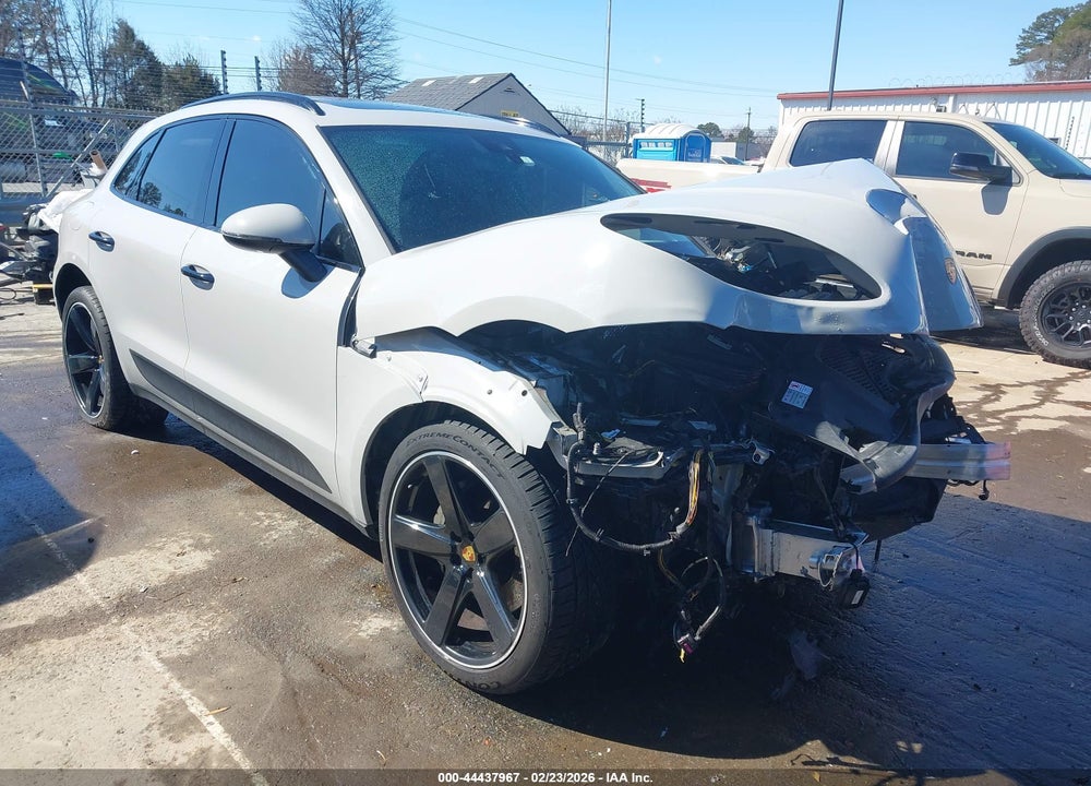 2020 PORSCHE MACAN S VIN: WP1AB2A51LLB37471