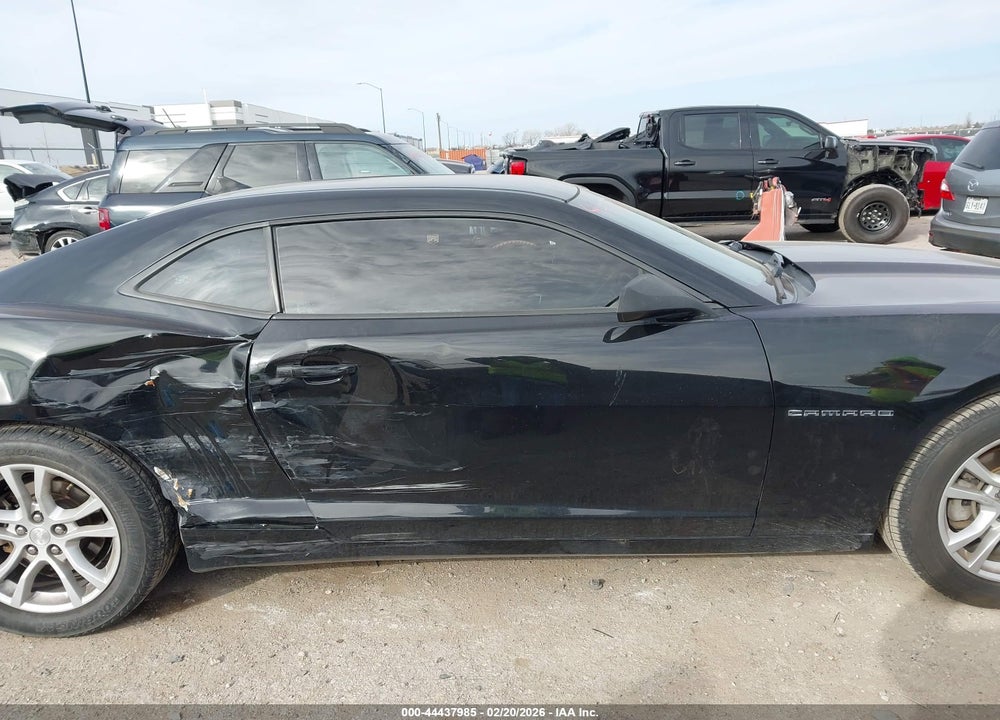 2015 CHEVROLET CAMARO 2LS VIN: 2G1FB1E38F9305654