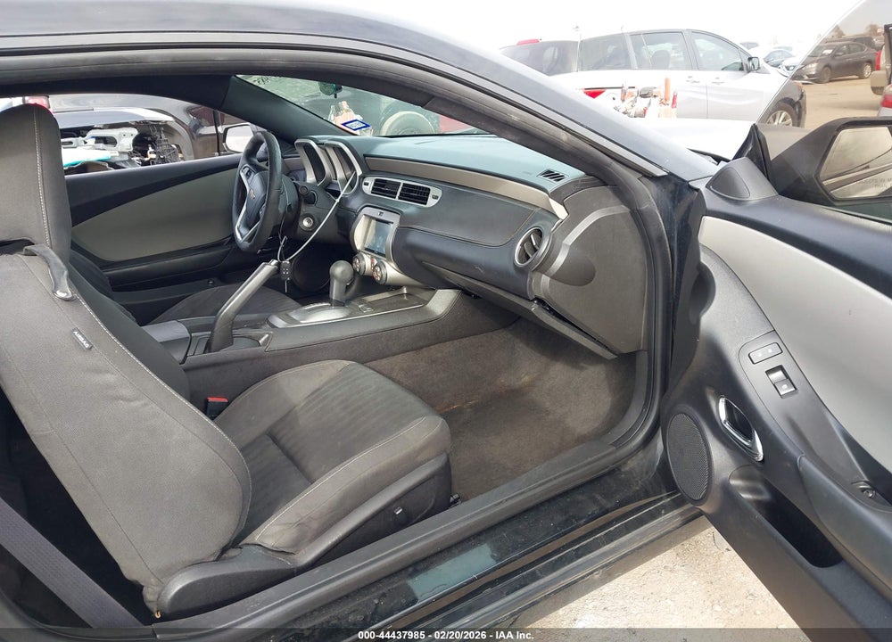 2015 CHEVROLET CAMARO 2LS VIN: 2G1FB1E38F9305654