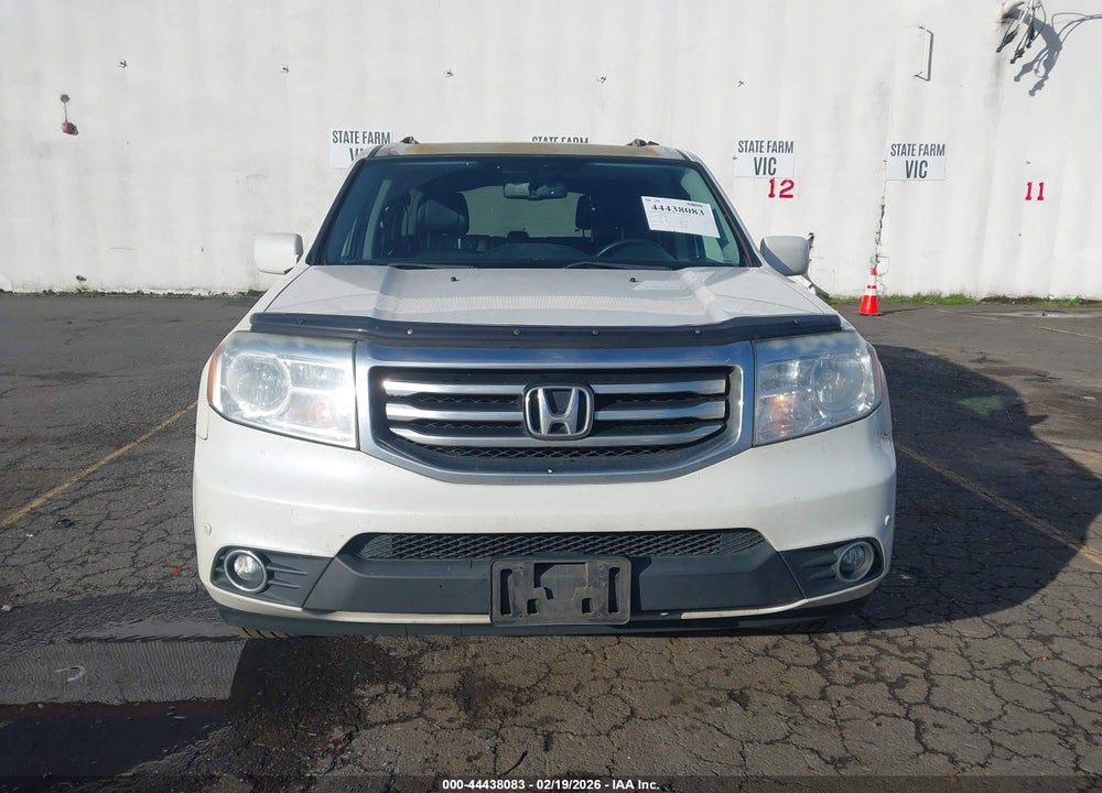 2013 HONDA PILOT TOURING VIN: 5FNYF4H91DB068424