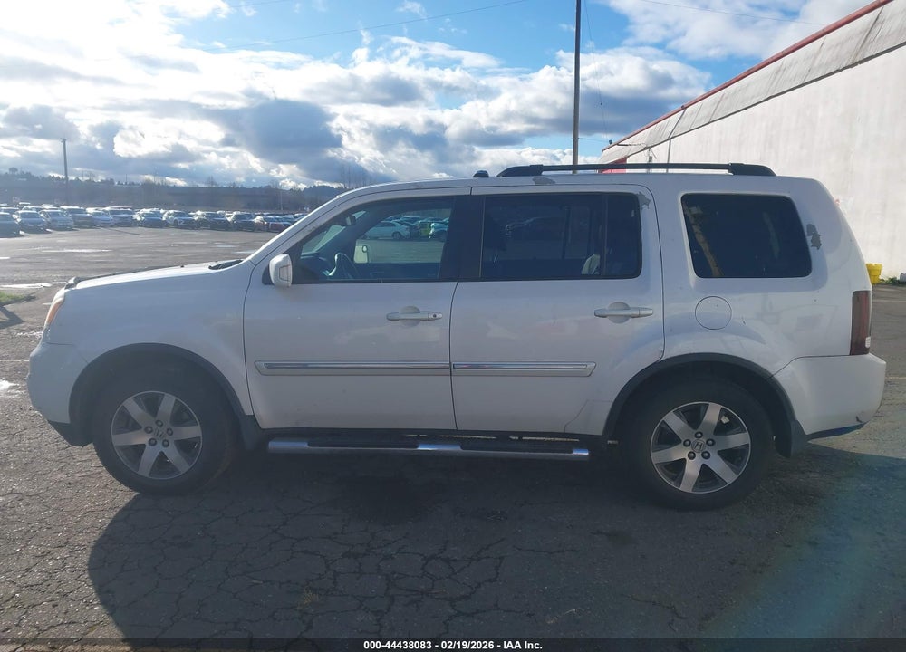 2013 HONDA PILOT TOURING VIN: 5FNYF4H91DB068424