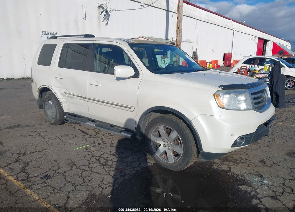 2013 HONDA PILOT TOURING VIN: 5FNYF4H91DB068424
