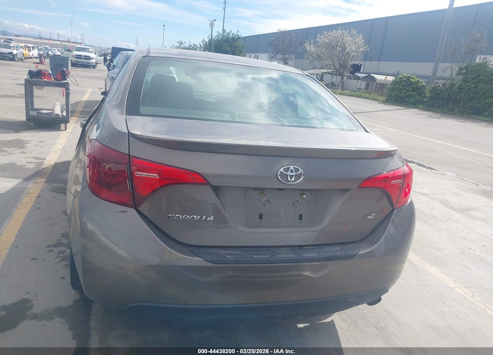2018 TOYOTA COROLLA SE VIN: 2T1BURHE6JC046733
