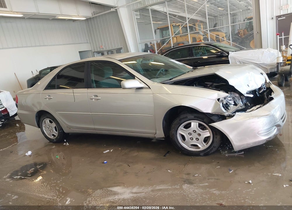 2003 TOYOTA CAMRY LE V6 VIN: 4T1BF32K63U556376