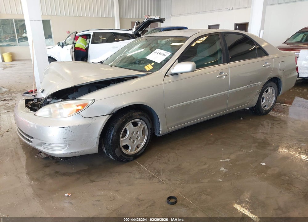 2003 TOYOTA CAMRY LE V6 VIN: 4T1BF32K63U556376