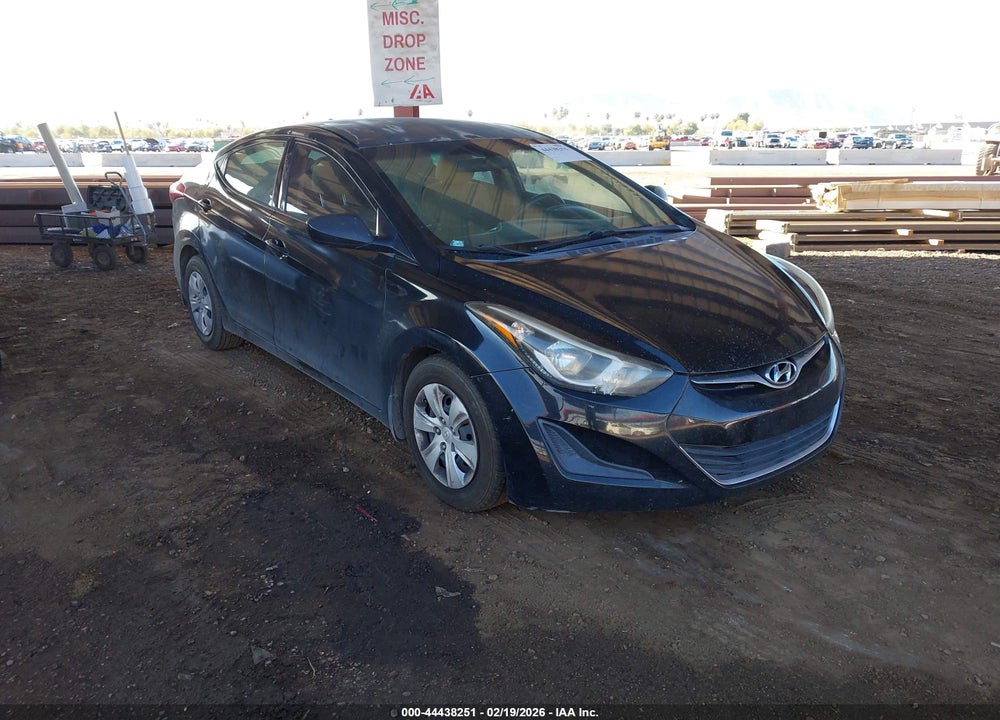 2016 HYUNDAI ELANTRA SE VIN: 5NPDH4AE4GH726369
