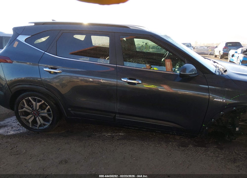 2021 KIA SELTOS SX TURBO VIN: KNDETCA21M7099388