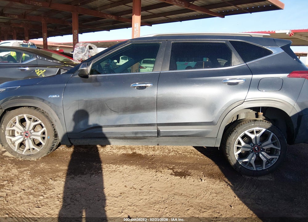 2021 KIA SELTOS SX TURBO VIN: KNDETCA21M7099388