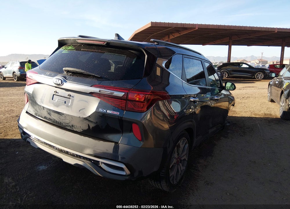 2021 KIA SELTOS SX TURBO VIN: KNDETCA21M7099388