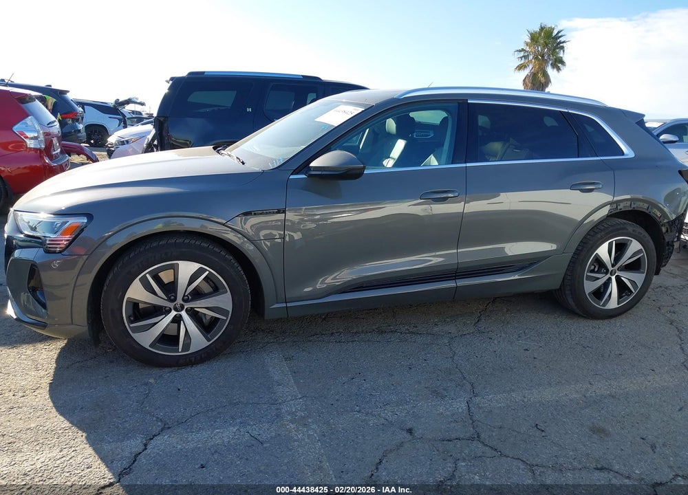 2024 AUDI Q8 E-TRON PREMIUM QUATTRO VIN: WA14AAGE0RB015891